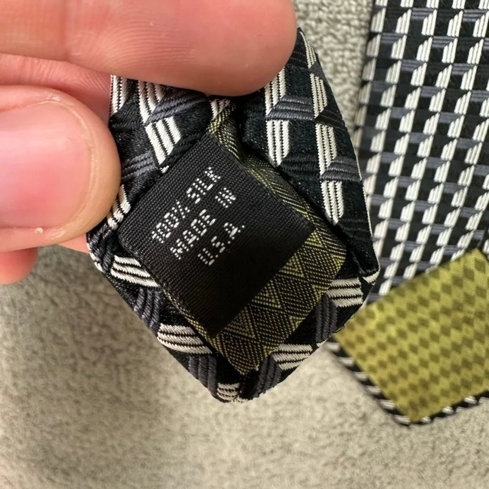 Bruno Piattelli Extra Long Silk Tie Black Grey Geometric 3D Pattern Made in USA